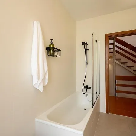 Wave Song Villa Santo Isidoro